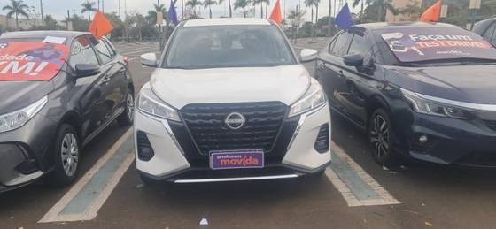 NISSAN KICKS PLAY 1.6 16V FLEXSTART ACTIVE PLUS XTRONIC NISSAN KICKS PLAY 1.6 16V FLEXSTART ACTIVE PLUS XTRONIC